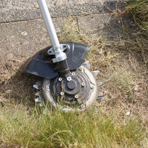 nožová hlava  pro aku křovinořezy