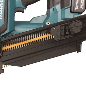 Aku hřebíkovačka 50-90 mm Li-ion LXT 18V, bez aku   Z - Detail zásobníku