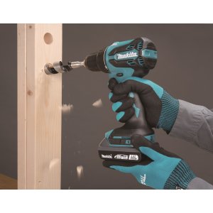 Aku příklepový šroubovák Li-ion LXTB 18V/2,0 Ah - Foto v akci