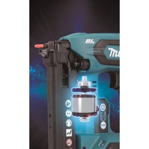 Aku sponkovačka Li-ion LXT 18V,bez aku   Z - Bezuhlíkový motor