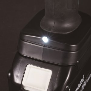 Aku krimpovací kleště Li-ion LXT 18V, bez aku   Z - LED osvětlení