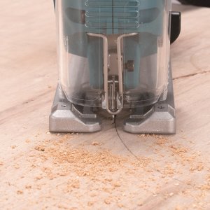 Aku přímočará pila Li-ion LXTB 18V/2,0 Ah - Ofukování linie řezu