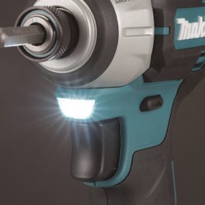 Aku rázový šroubovák 1/4" Li-ion LXT 18V/5,0Ah, Makpac - LED osvětlení