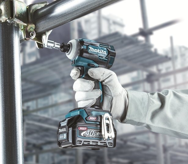 MAKITA TD001GM201 aku rázový šroubovák XGT