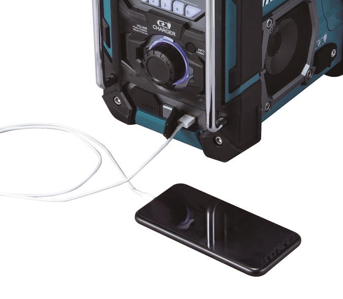 Makita Aku rádio s nabíječkou, DAB, Bluetooth, Li-ion CXT 10,8/12V,LXT14,4/18V Z