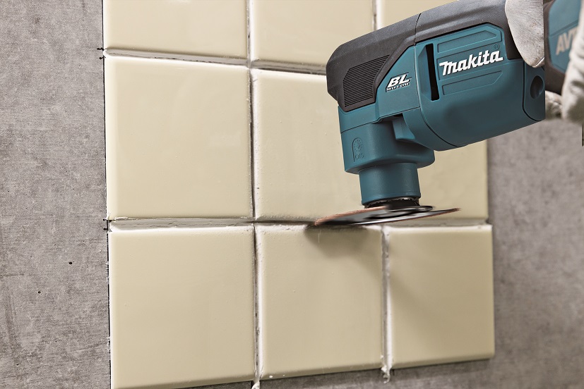 Makita DTM53RTJX1 Aku MultiTool s příslušenstvím Li-ion LXT 18V/5,0Ah